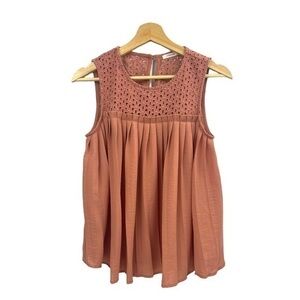 Maurices Sleeveless Flowy‎ Tank in Pink Size Small Women's